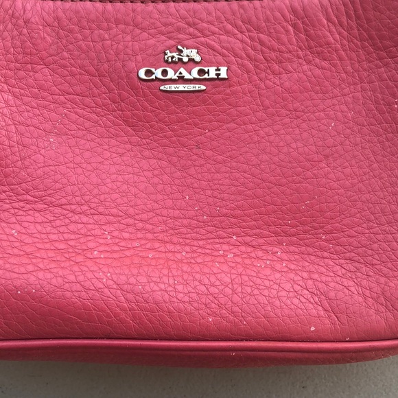 Coach • hot pink -pebbled leather with chain strap - Picture 8 of 8